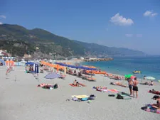 Der Strand von Monterosso, Cinque Terre, Ligurien