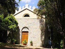 El santuario de Nuestra Señora de Reggio y la Virgen Negra, Vernazza, Cinco Tierras