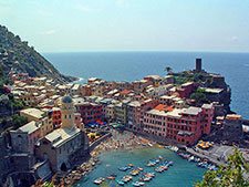 Vernazza - Vedere panoramică de pe Poteca Albastră